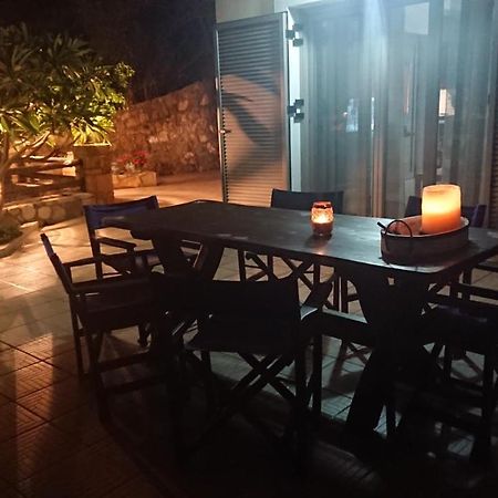 Nikolis Vacation House Vrísai Екстериор снимка