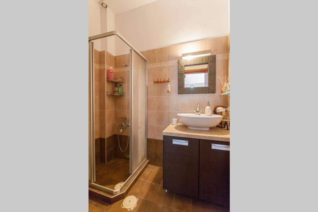 Nikolis Vacation House Vrísai Екстериор снимка