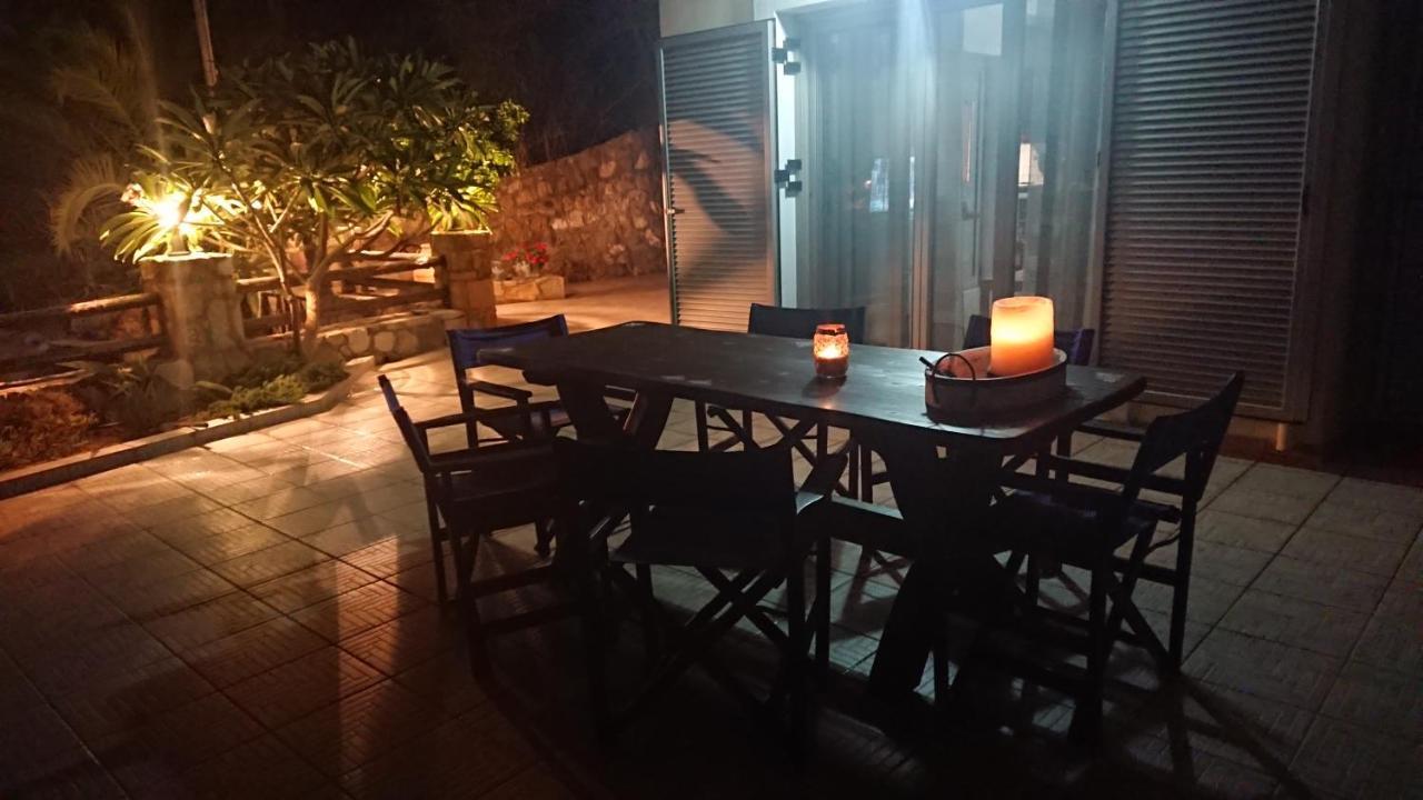 Nikolis Vacation House Vrísai Екстериор снимка