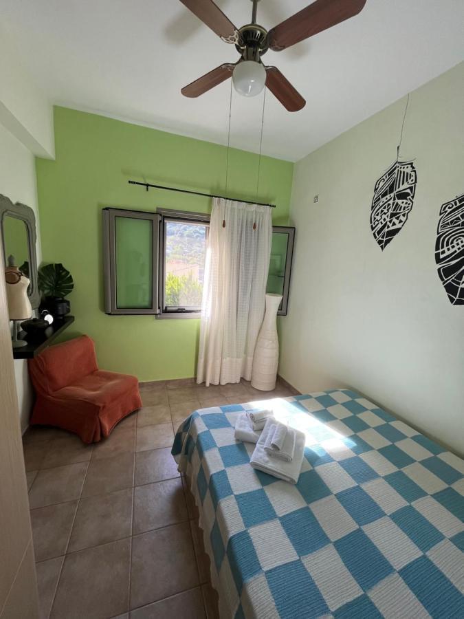 Nikolis Vacation House Vrísai Екстериор снимка